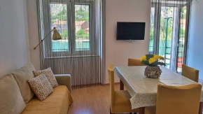 Отель Apartment Mandic  Омиш